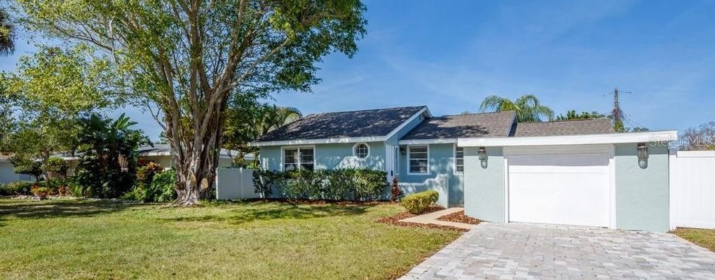 2317 Rose St  Sarasota, FL